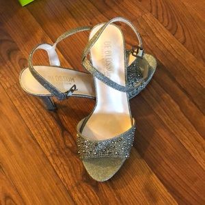 Platinum colored heels size 8
